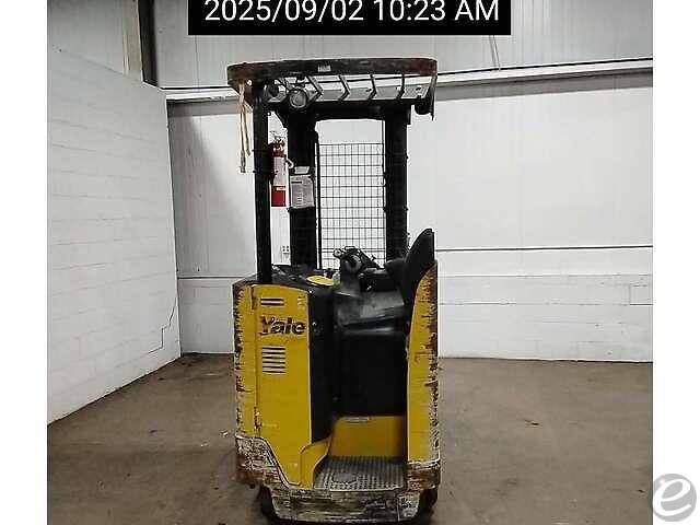 2018 Yale NR045EB