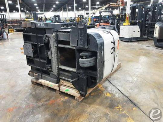 2016 Crown SP4050-30 Electric Order Picker - 123Forklift