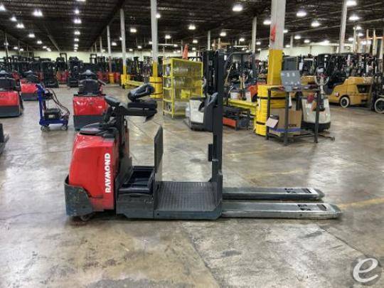 2020 Raymond 8510