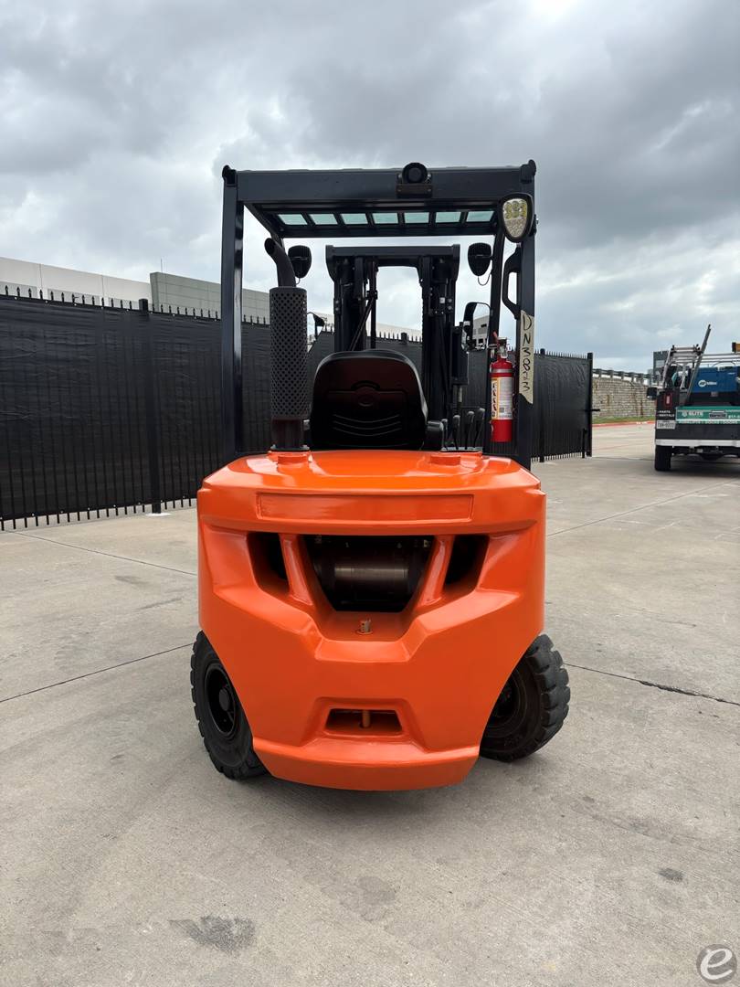2020 Doosan D33S-7