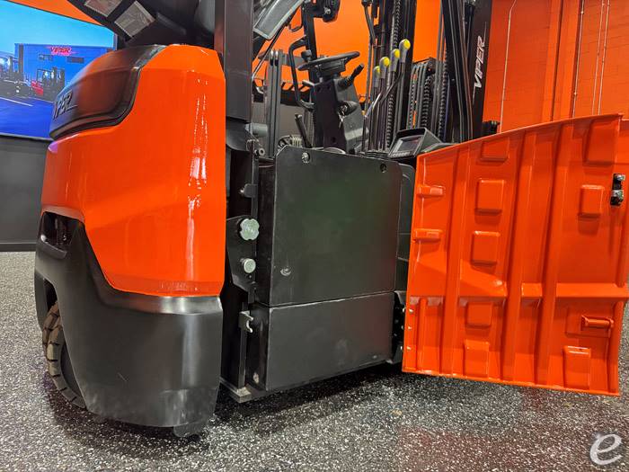 2026 Viper Lift Trucks FB16S