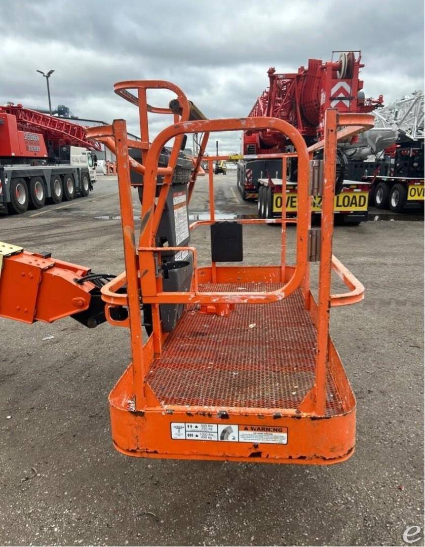2013 JLG 600S