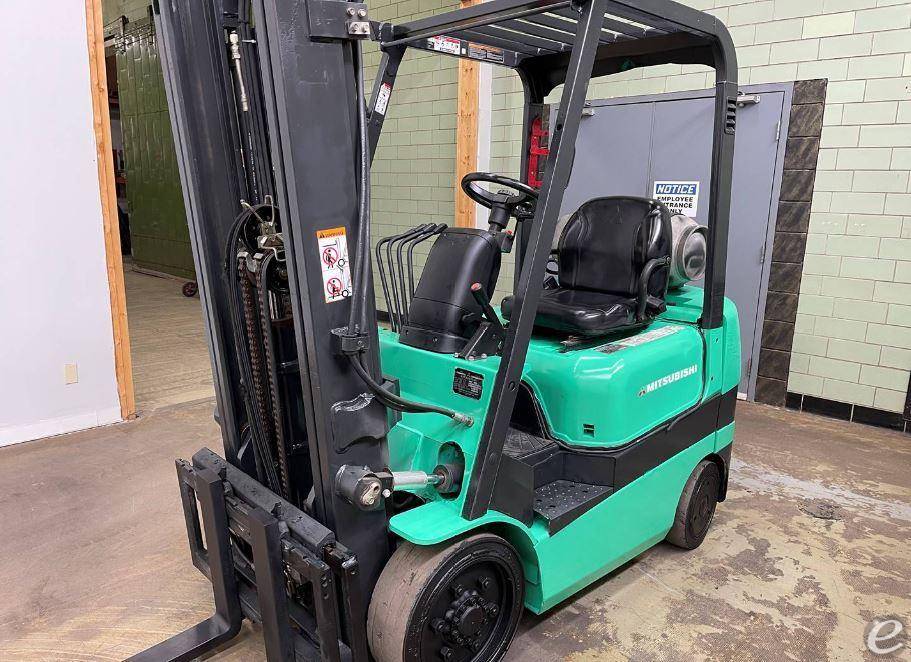 2002 Mitsubishi FGC20K LP Gas Forklift - 123Forklift