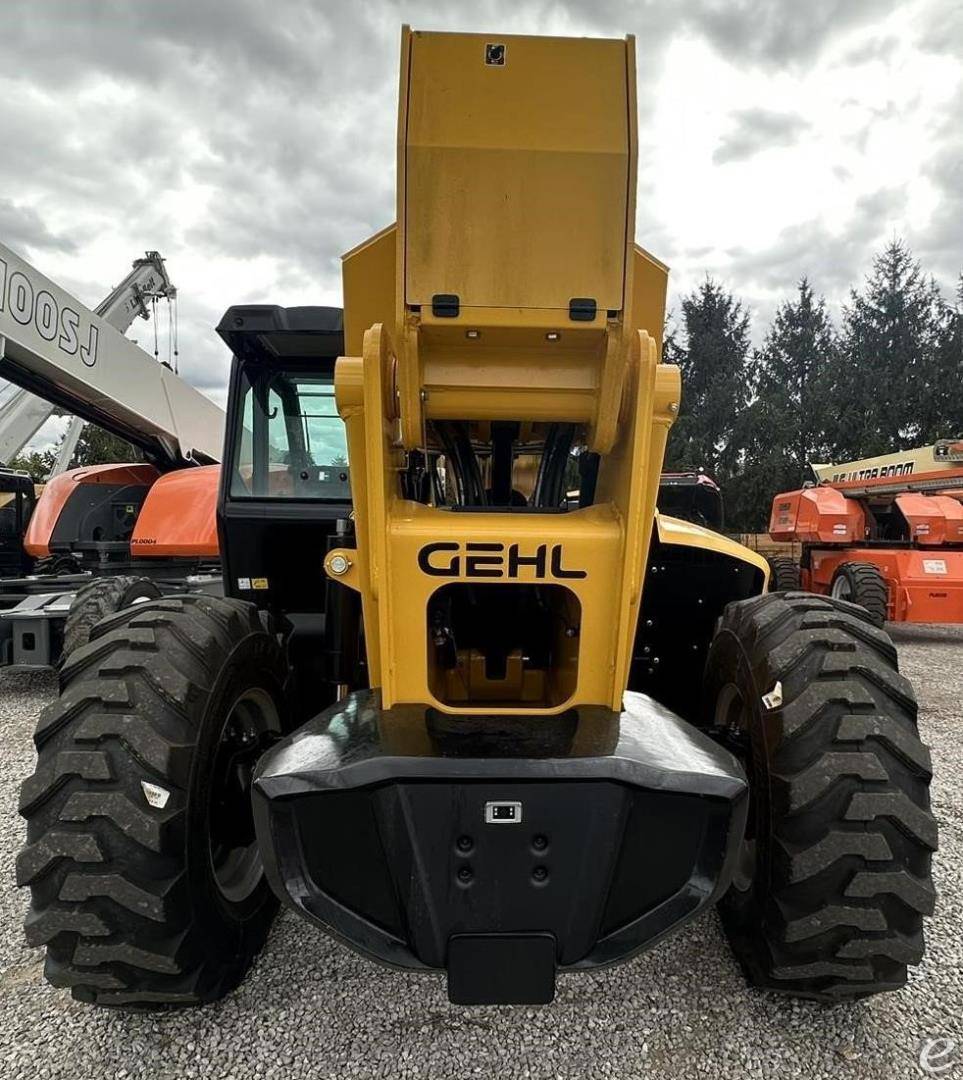 2024 Gehl TH10-55