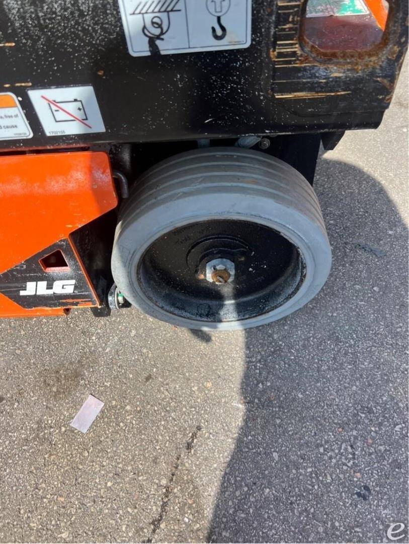 2021 JLG R1932i