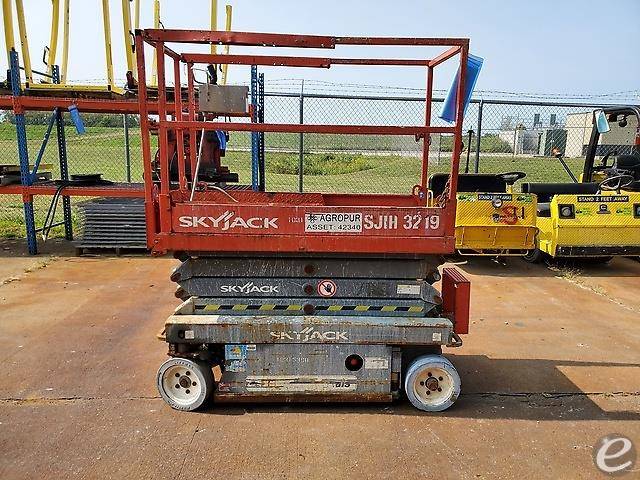9923 Skyjack SJIII-3219