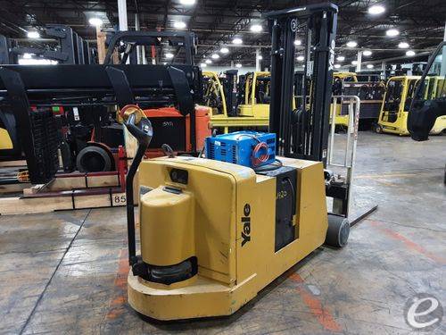 2015 Yale MCW040