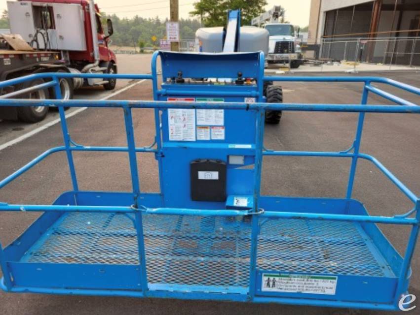 2005 Genie S-40