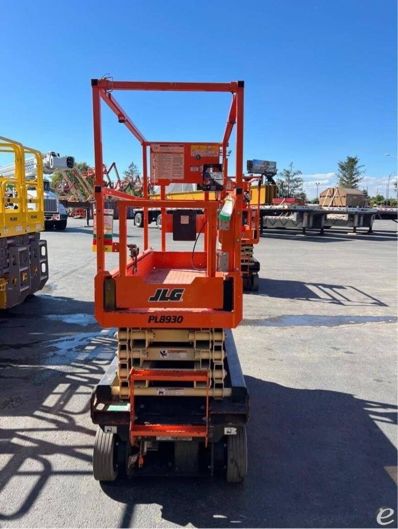 2021 JLG R1932i