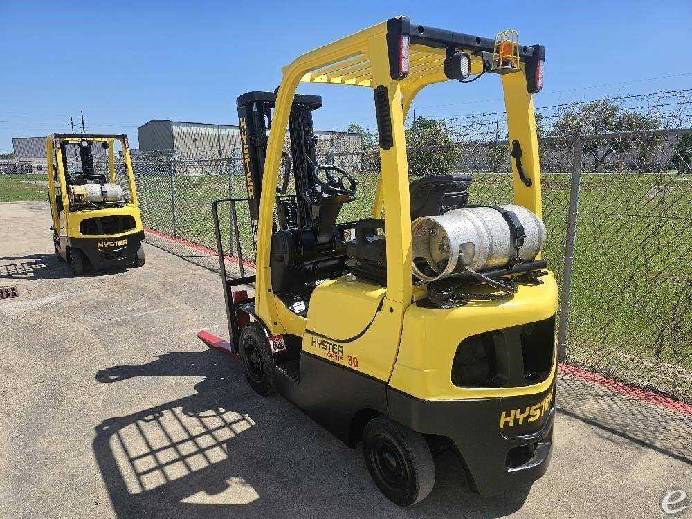 2017 Hyster H30FT LP Gas Forklift - 123Forklift