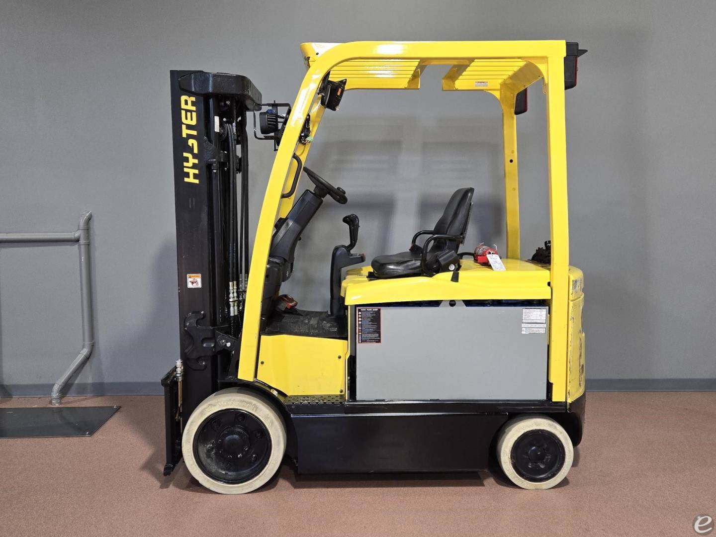 2016 Hyster E65XN-40 Electric Forkl...