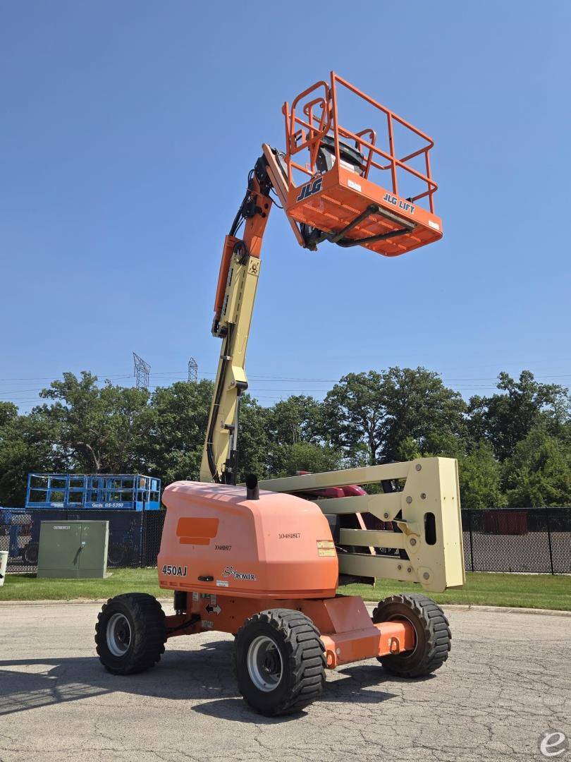 2016 JLG 450AJ