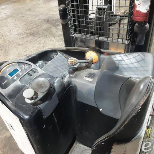 2018 Crown RR5725-45