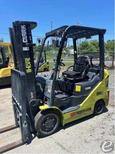 2022 Clark S25CL