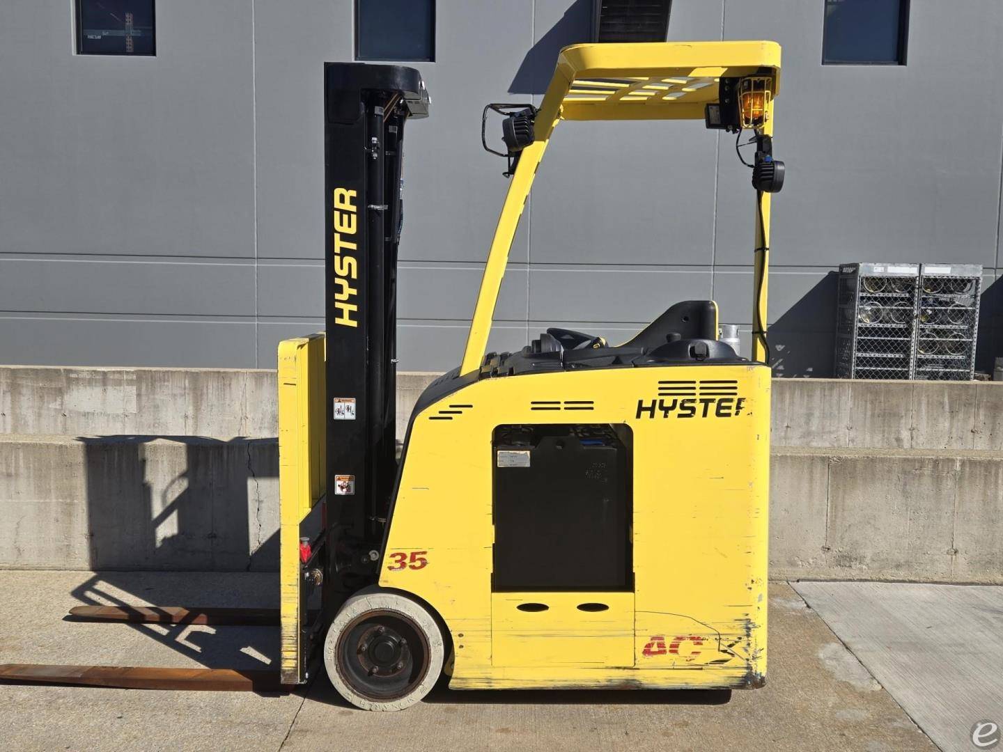 2017 Hyster E35HSD3 Electric Forkli...