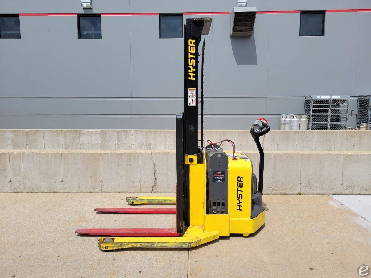 2017 Hyster W30ZA2 Electric Forklif...