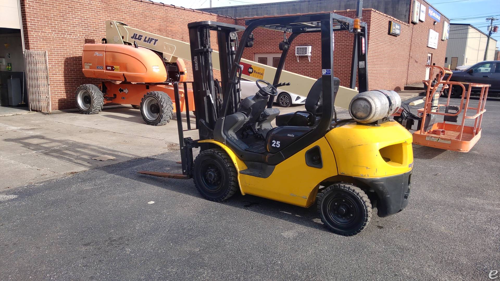 2015 Komatsu FG25T-16 Dual Fuel Forklift - 123Forklift