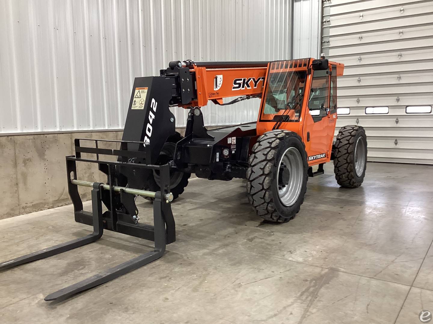 2025 Skytrak 8042