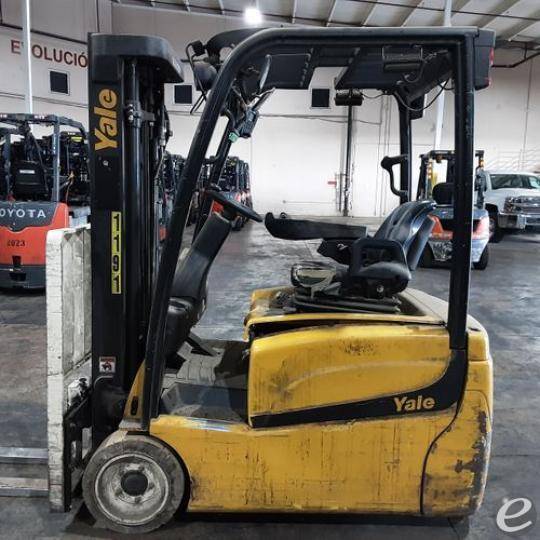 2017 Yale ERP040 Electric Forklift - 123Forklift
