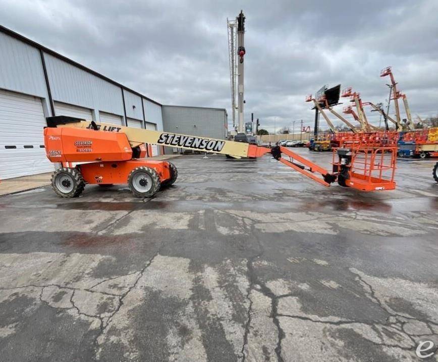 2014 JLG 660SJ