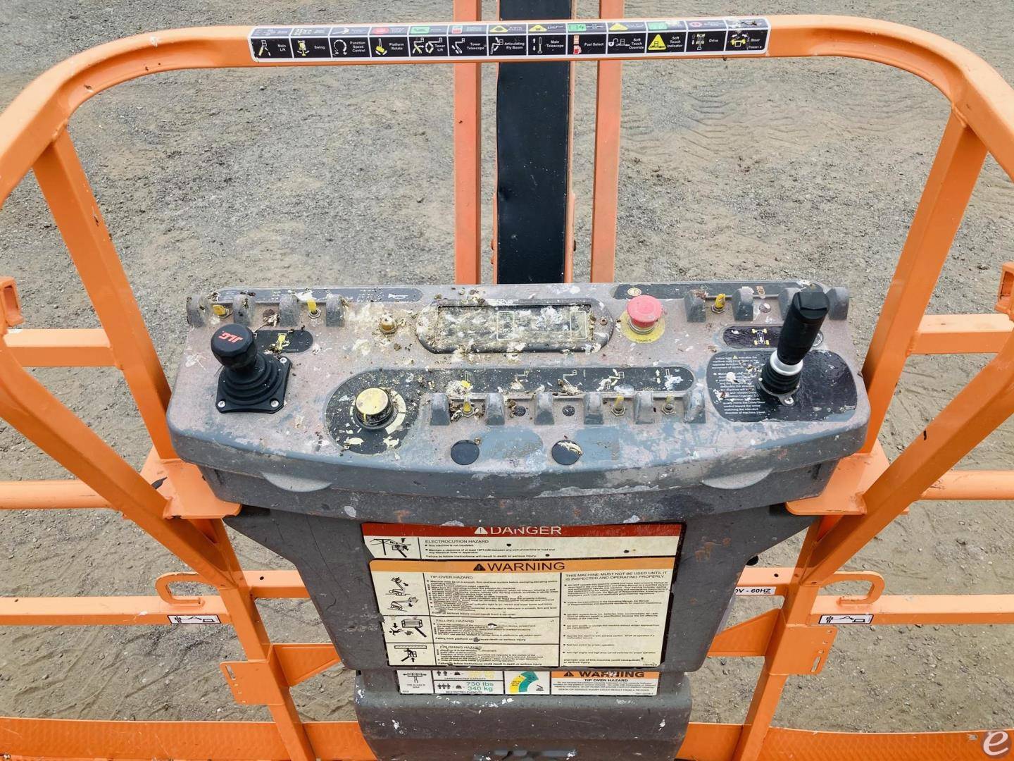 2016 JLG 860SJ