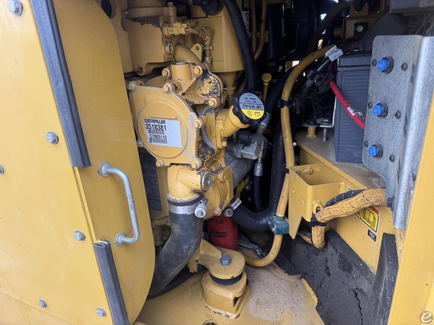 2013 Cat CB54B