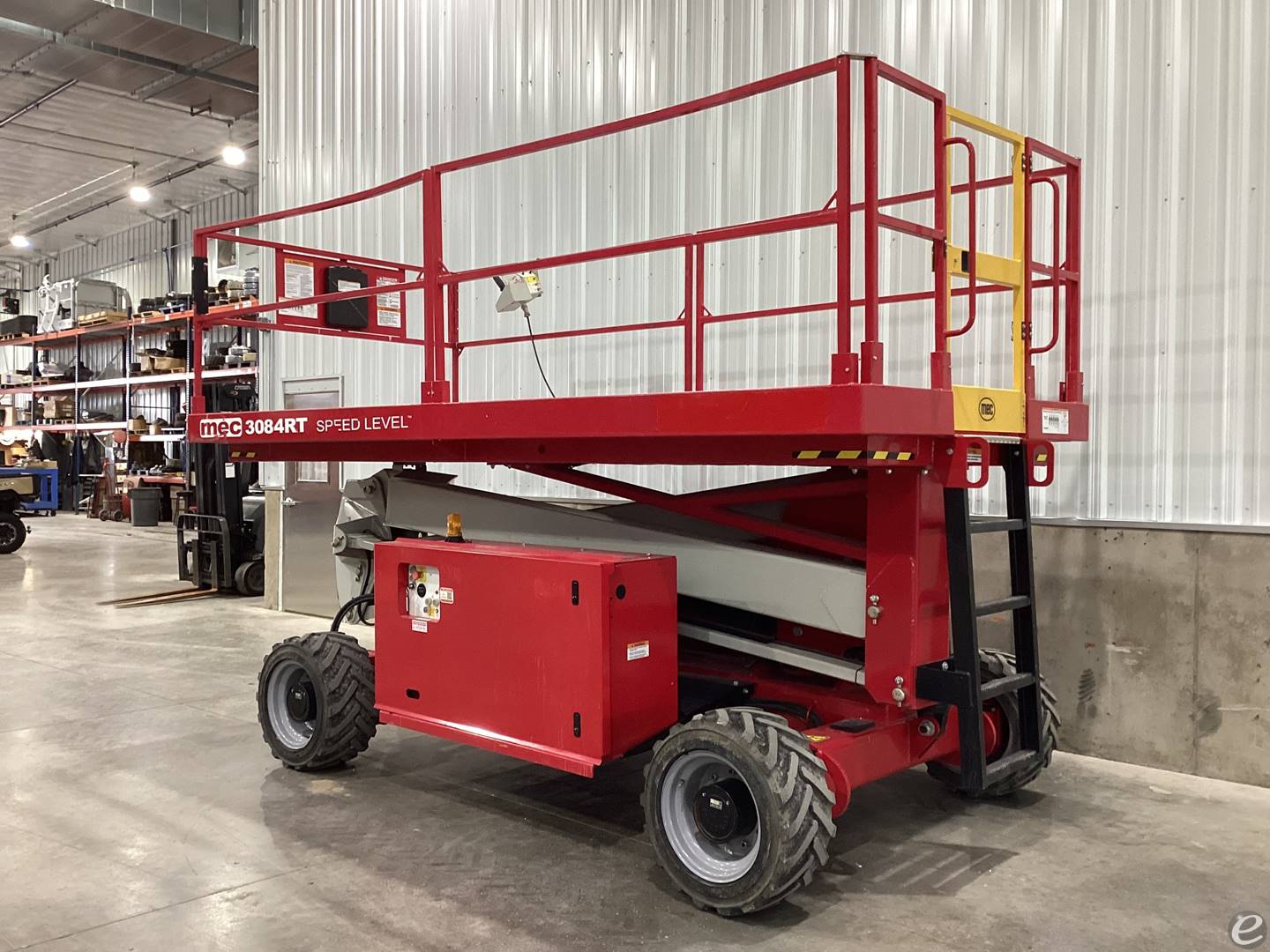 2024 MEC 3084RT