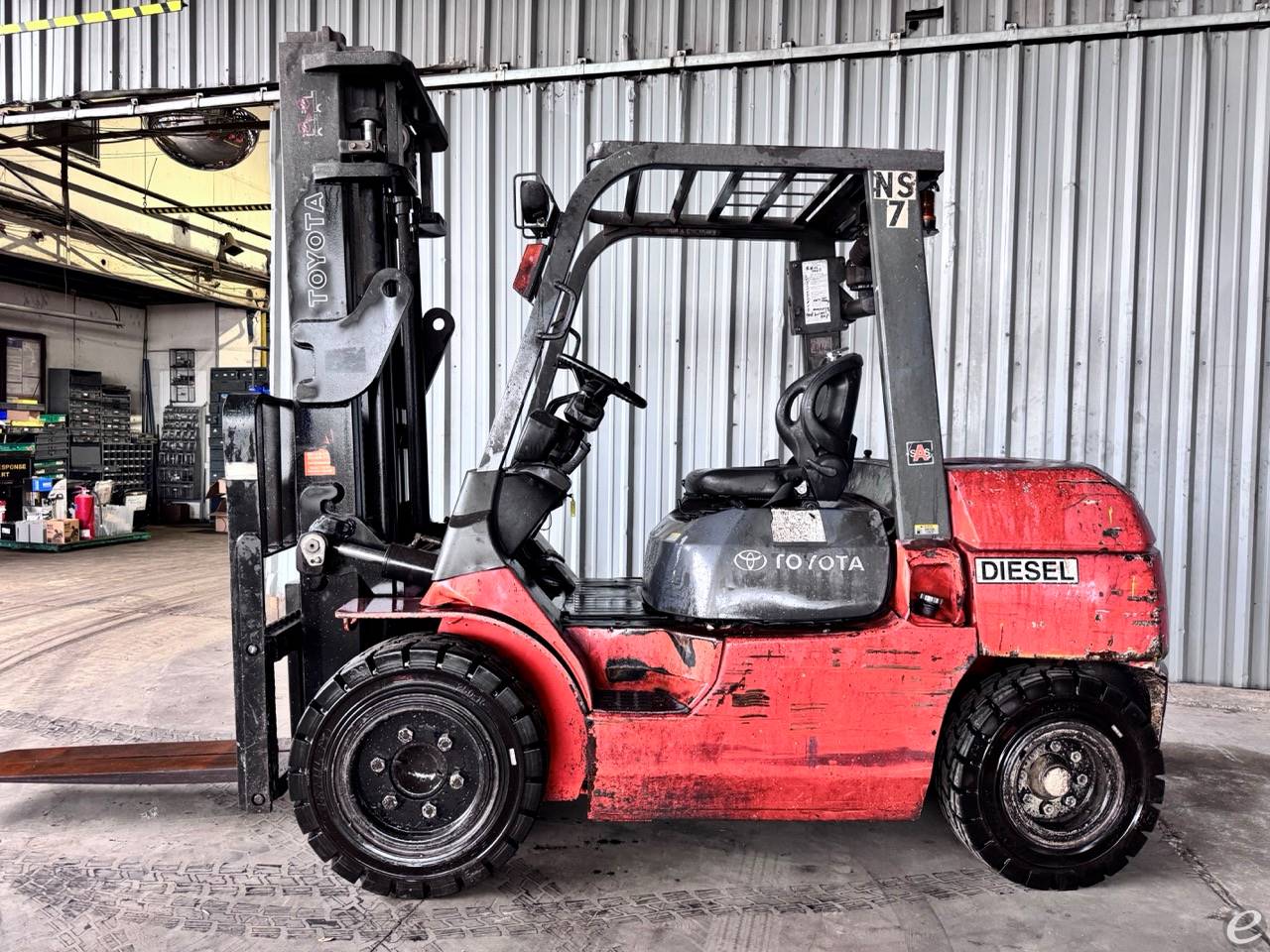 2008 Toyota 7FDU35 Diesel Forklift - 123Forklift
