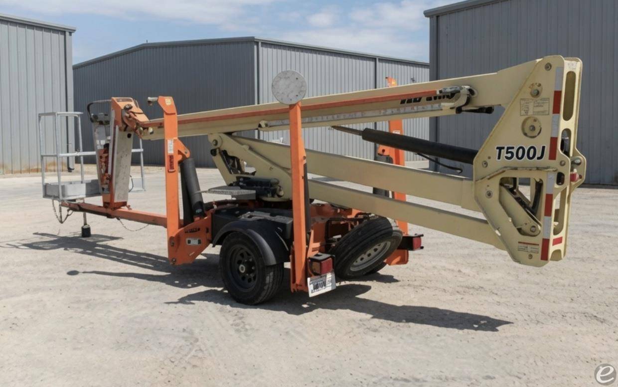 2019 JLG T500J