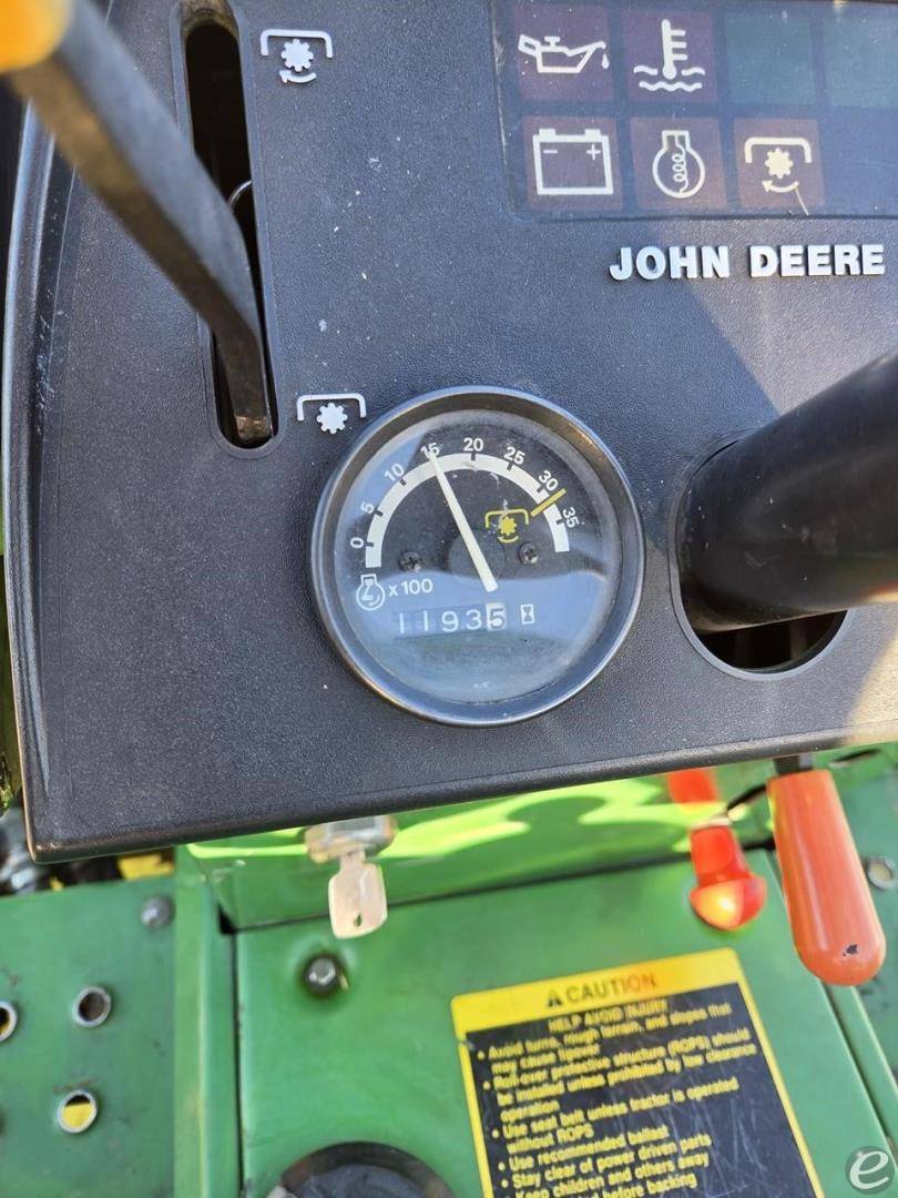 1996 John Deere 755