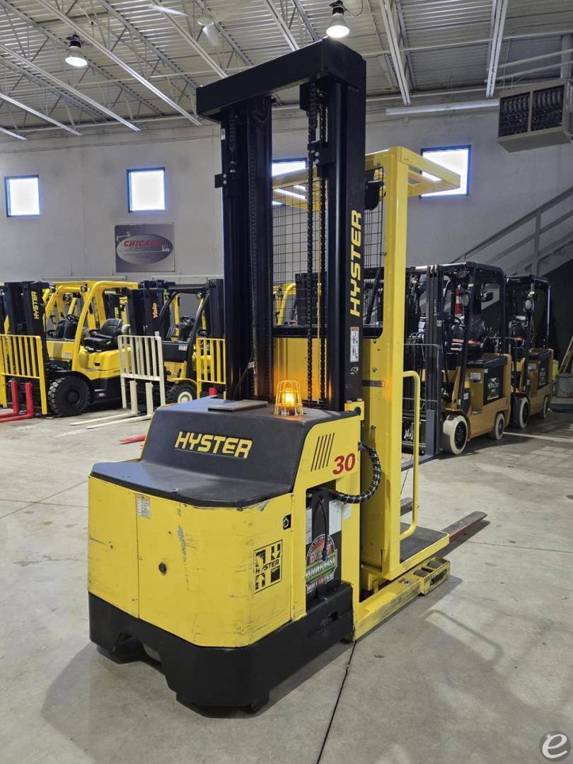 2016 Hyster R30XMS3 Electric Order Picker - 123Forklift