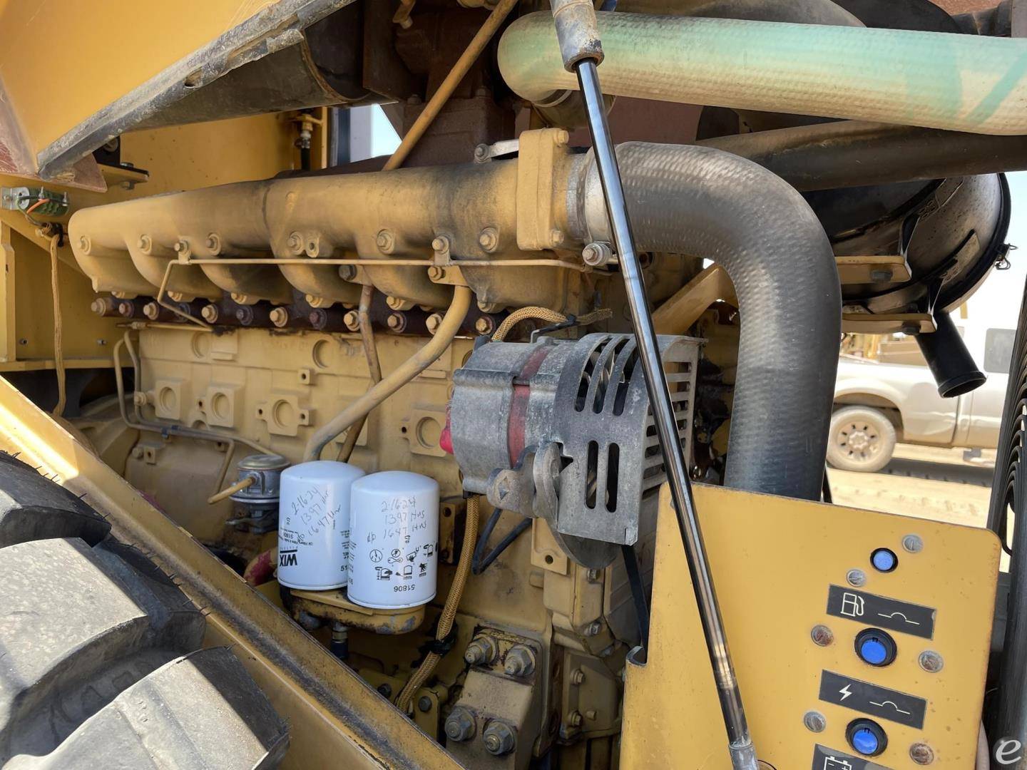 2003 Cat CS-563E