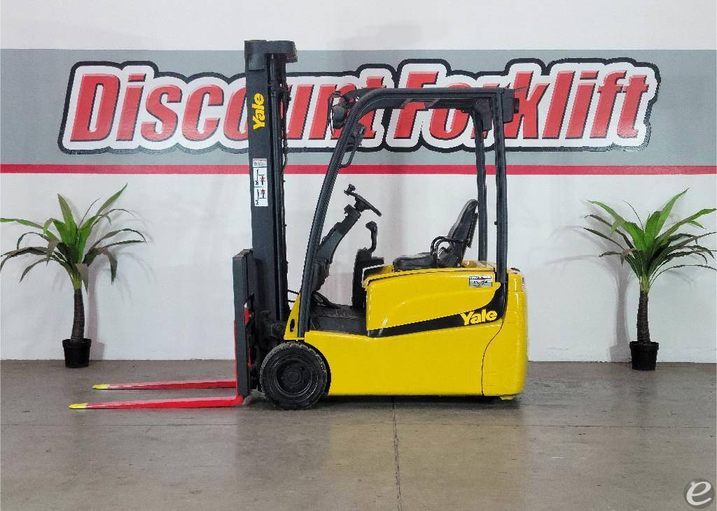 2019 Yale ERP040VT