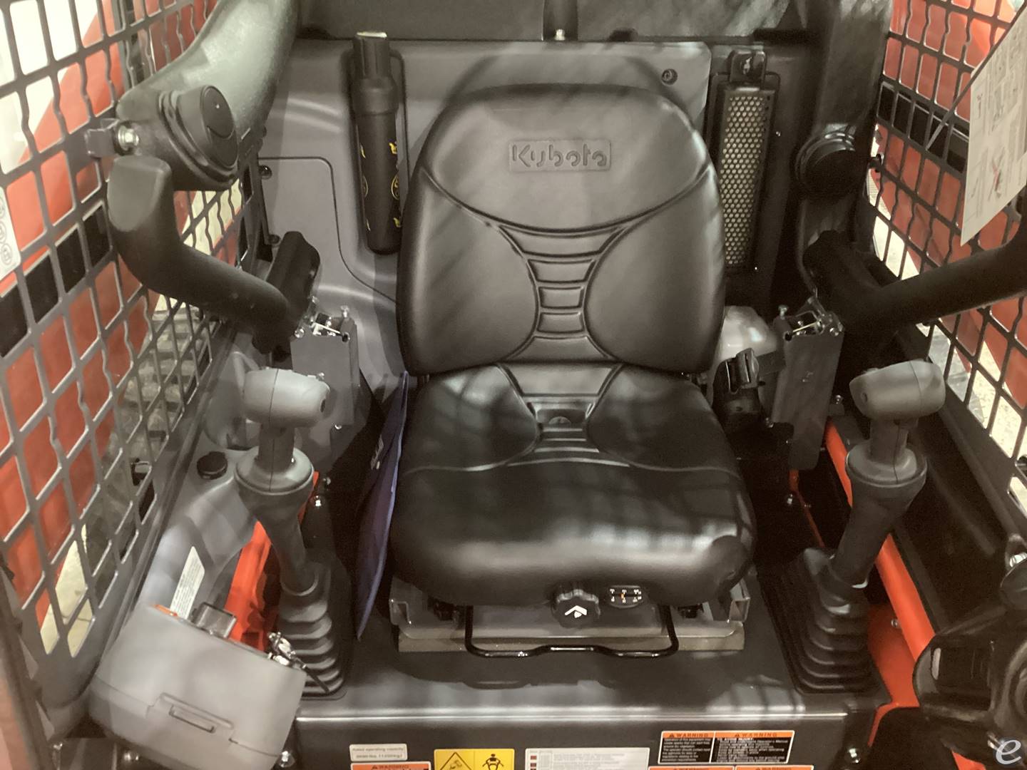 2026 Kubota SSV75HFRC