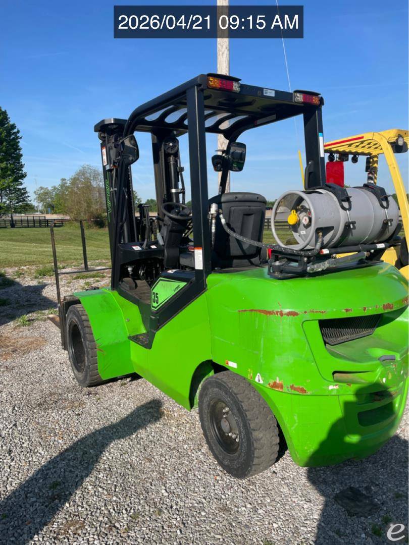 2021 Viper Lift Trucks FY35