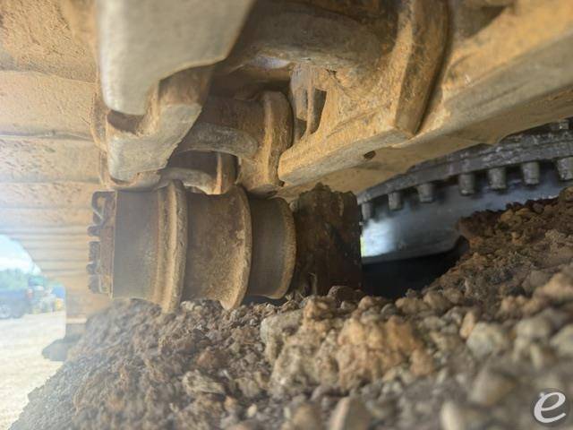 2016 Cat 323