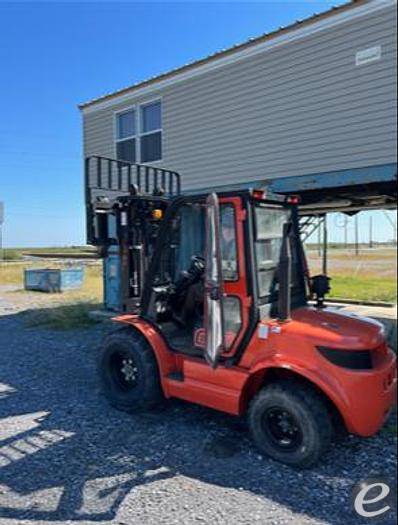 2022 Viper Lift Trucks  RTD35 Diesel Rough Terrain - 123Forklift