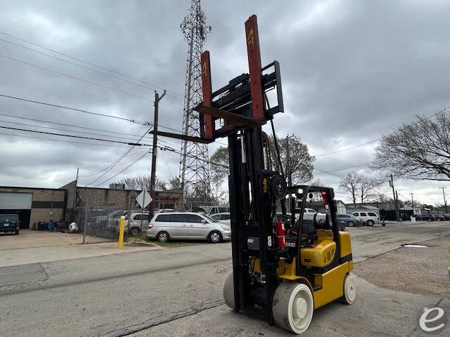 2019 Yale GLC135VXNEUE100