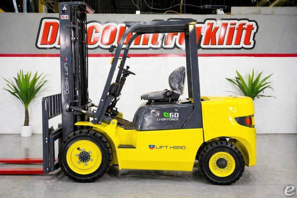 2024 Lift Hero CPD30