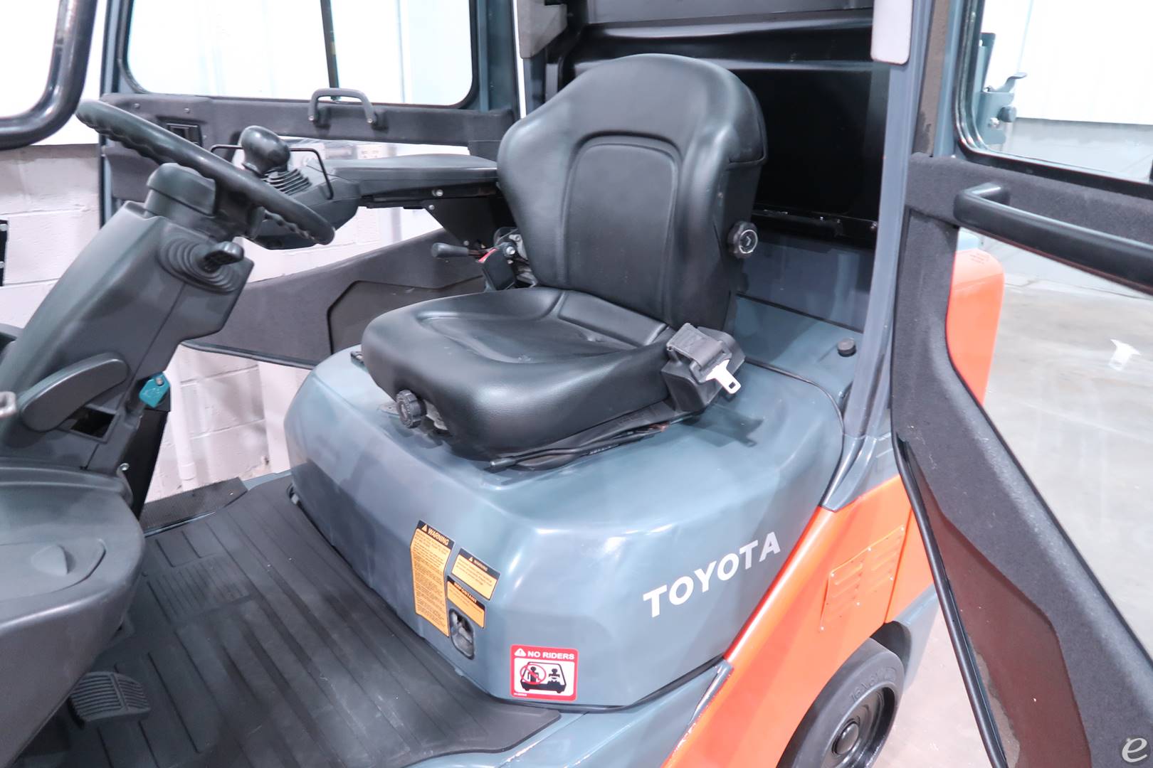 2013 Toyota 8FGCU30