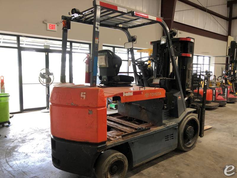 2013 Toyota 7FBCU55 Electric Forklift - 123Forklift
