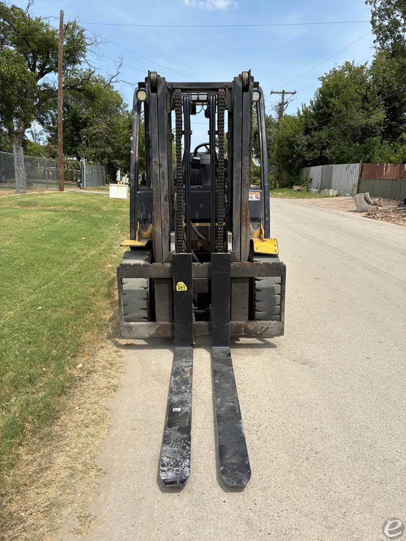 2014 Yale GLP120VXNGHV088