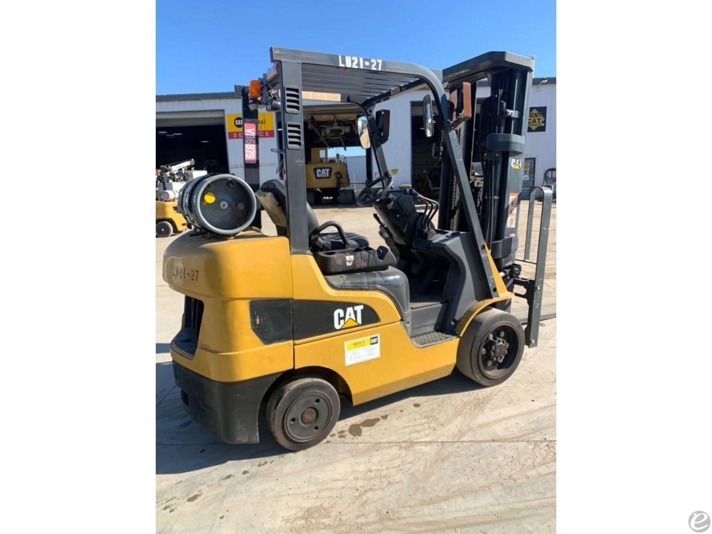 2015 Cat C6000