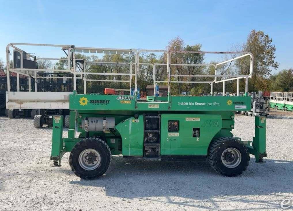 2014 JLG 3394RT Dual Fuel Scissor L...