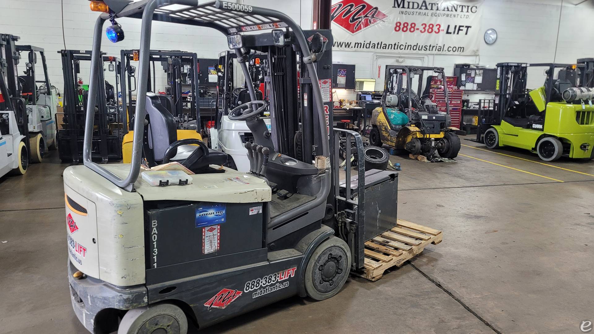 2010 Crown FC4525-50