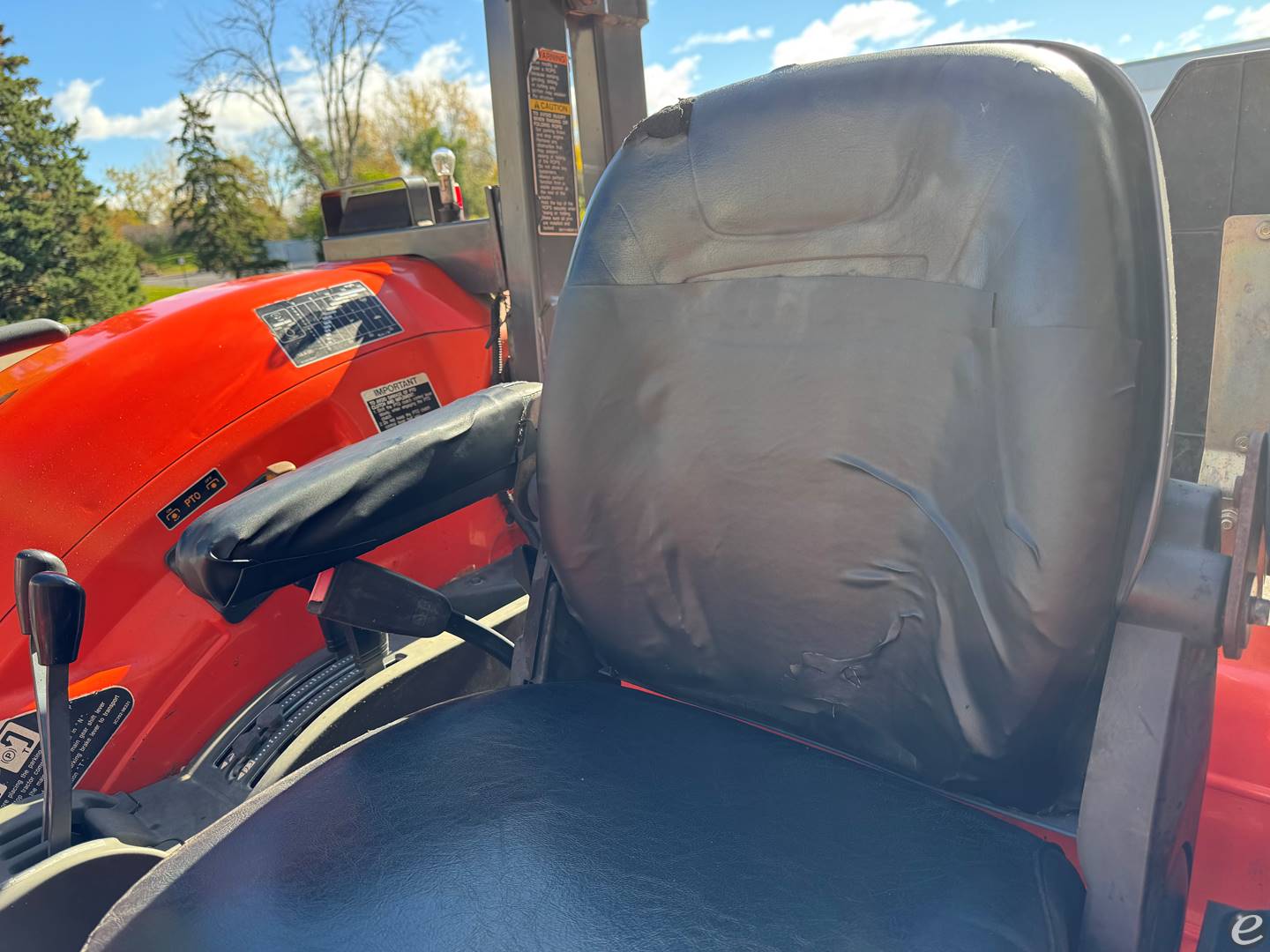 Kubota M8540