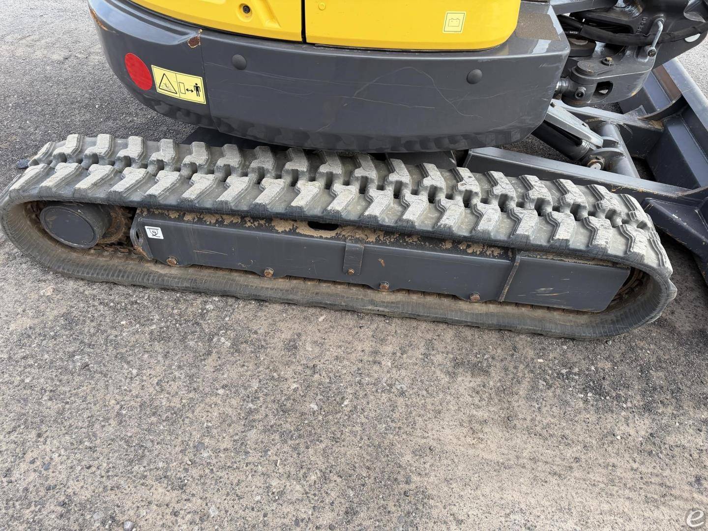 2024 New Holland E37C