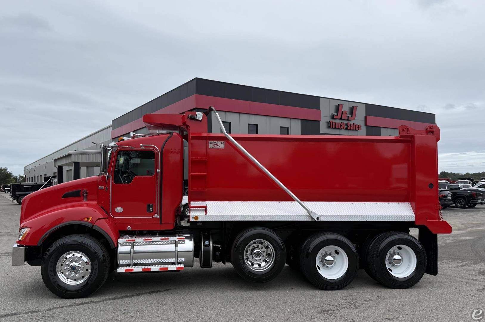 2019 Kenworth T440