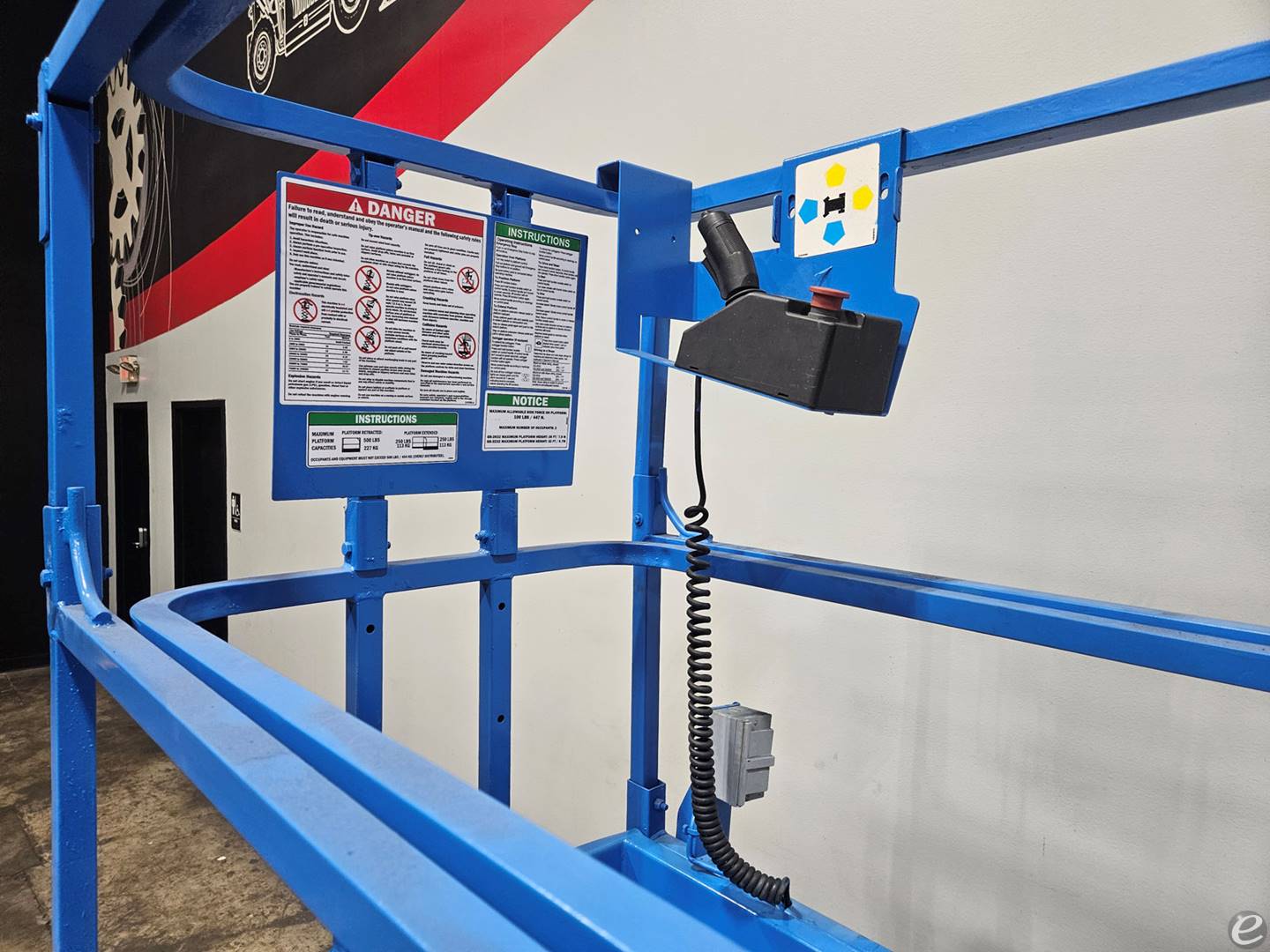 2012 Genie GS3232