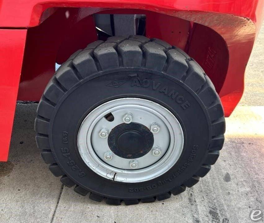 2022 Manitou MI70D